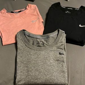 Nike shirts! Sale! 10$ each